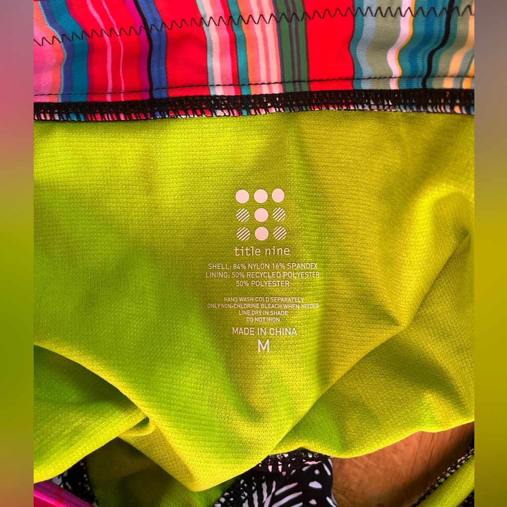 Title Nine Black & White Geometric Three-Piece Bikini Set with Neon Lime Lining - Picture 11 of 11